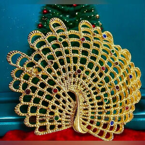 Vintage Gold-Tone Peacock Pin Brooch with Rhinestones